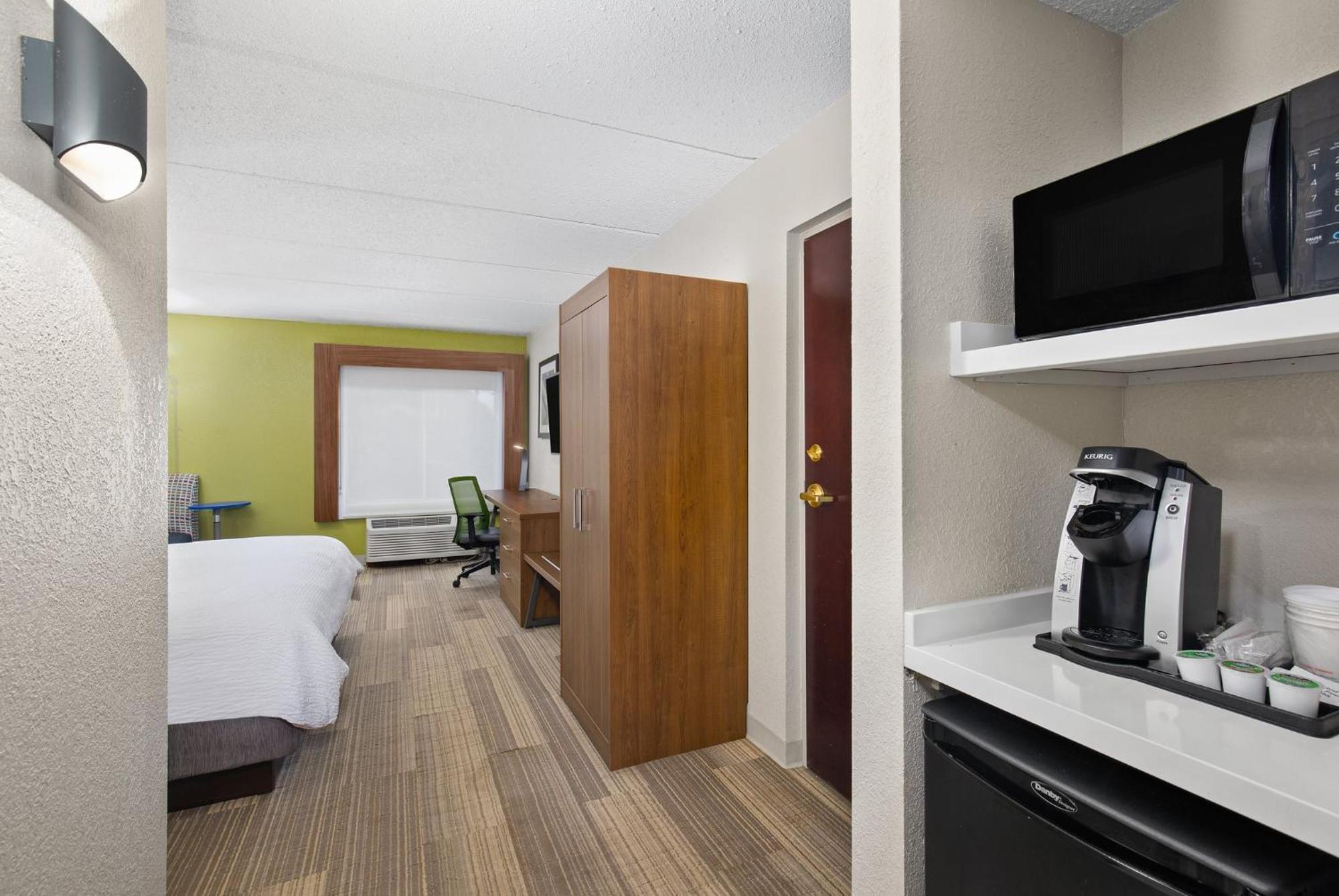 Holiday Inn Express & Suites Kings Mountain - Shelby Area By Ihg Exterior photo